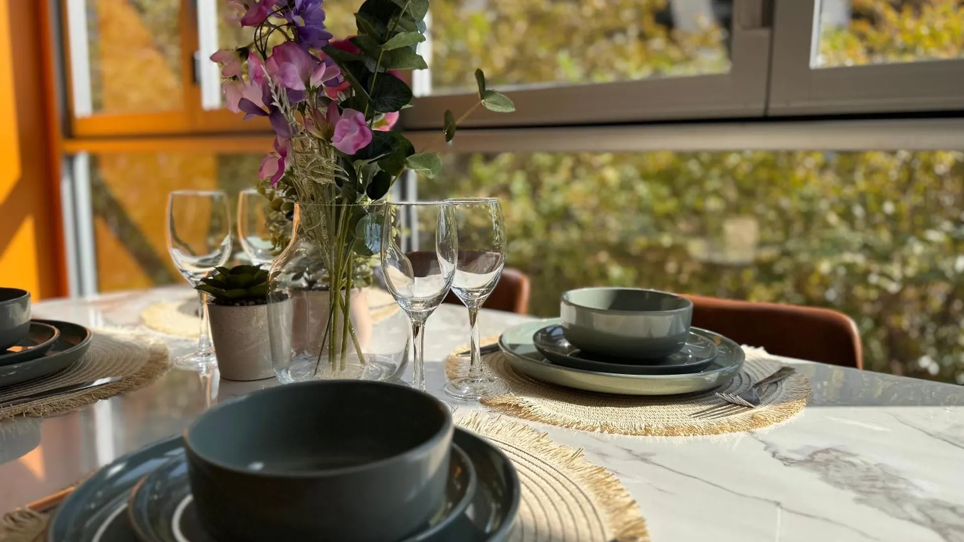 Morning & Dusk Paradise Cozy 2B In Adelaide City Australia