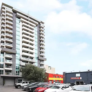 Amyra Residences At The Rowlands Aparthotel